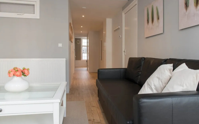 Plaza Centre Apartment