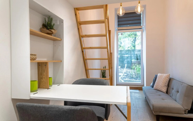Cozy studio with private garden