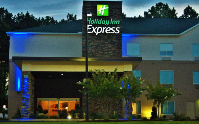 Holiday Inn Express Defuniak Springs by IHG