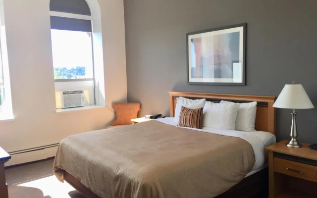 Met Hotel