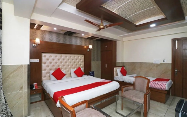 The Hira Palace