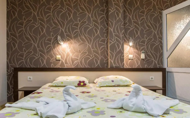 Adena hotel