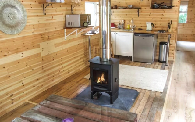 Waney Lodge