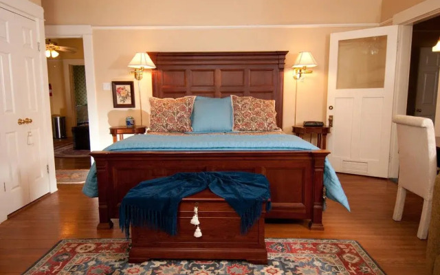 The Cotton Palace Bed and Breakfast