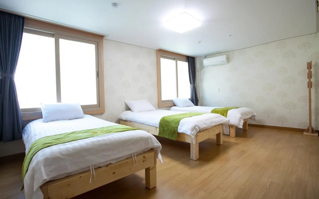 Olle Seven Hostel