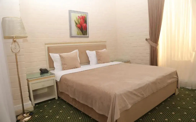 Bek Plus Hotel