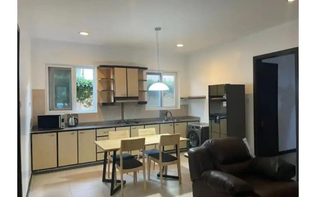 Entire 2 bedroom house with free wifi in Masaki