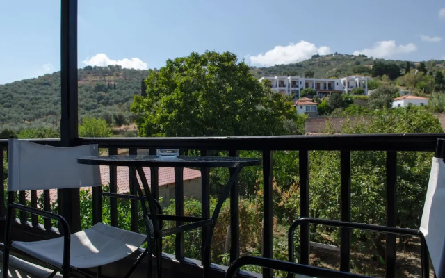 Elli Hotel