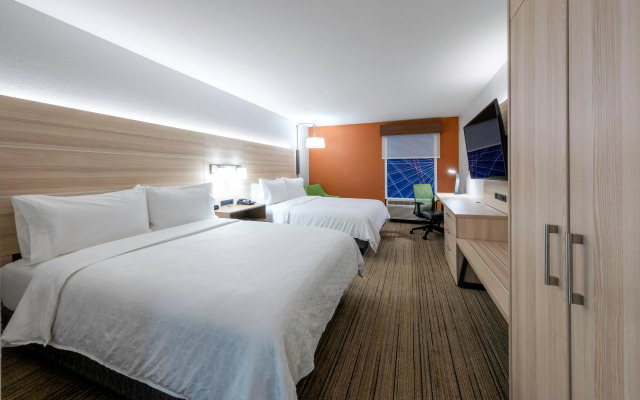 Holiday Inn Express Hotel & Suites Petersburg-Dinwiddie by IHG