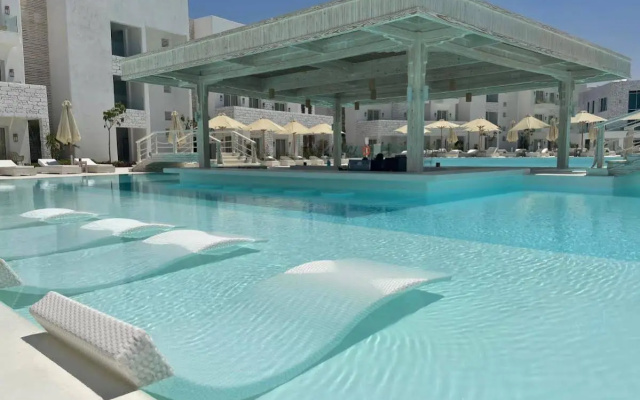 Курортный отель Tanoak Hotel