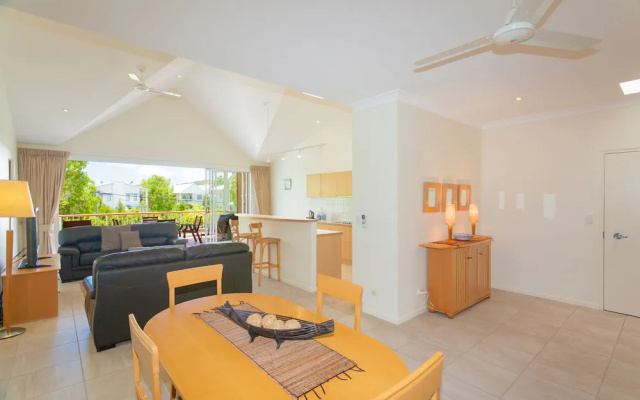 Noosa Sound Holiday Collection