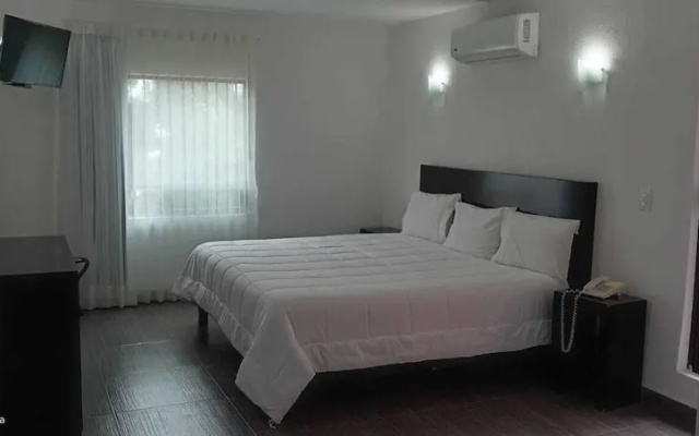 Hotel Punta Galeria
