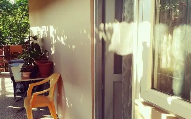 Maris House