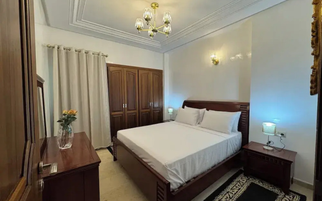 Chic 4BR with Jacuzzi-Fez New City Stay
