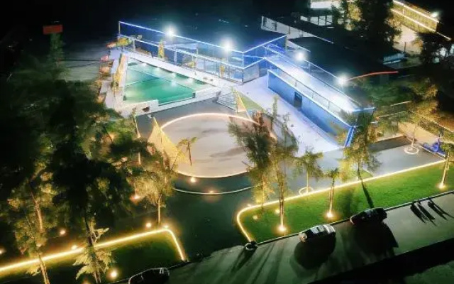 Lanhai Yijing Sea View Resort Hotel