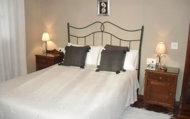 Saxa Hostel B&B