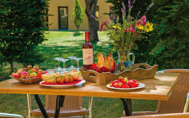 Charming Villa Retreat in Dordogne