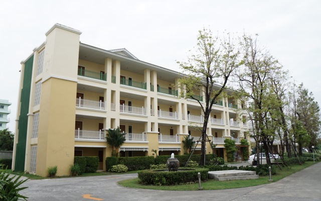 Отель The One Residence вид на фасад