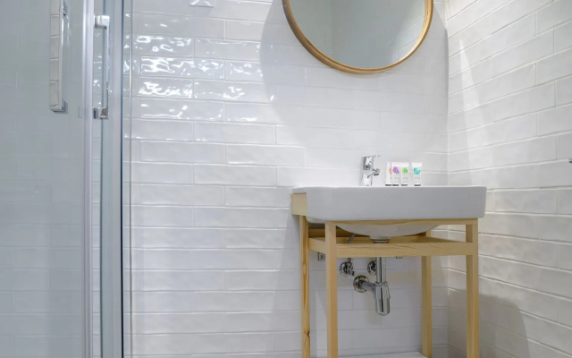 NQN Aparts & Suites Madrid