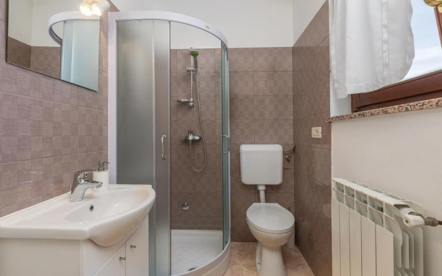 Amazing Home in Novigrad With Wifi and 3 Bedrooms