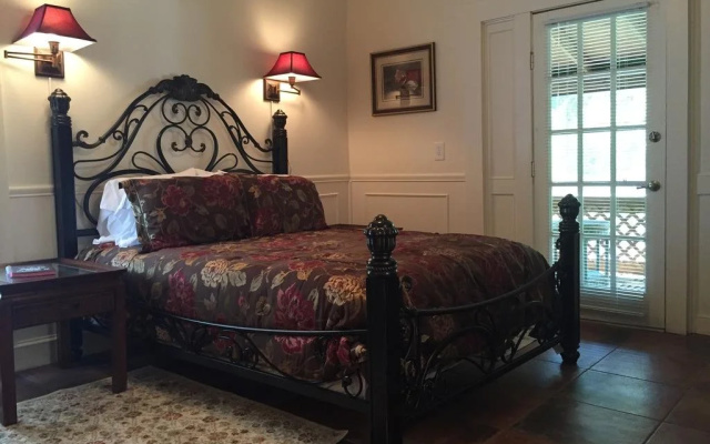 Bed Of Roses Bed And Breakfast