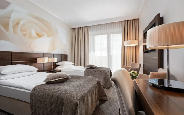 Hotel Różany Gaj - Destigo Hotels