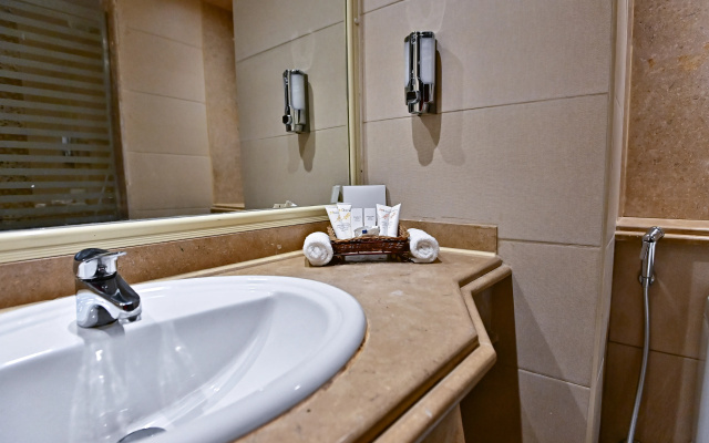 Swiss Inn Nile Hotel