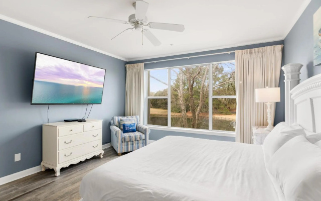 Turnberry 8504
