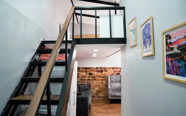 Aram Kerasi Rooms