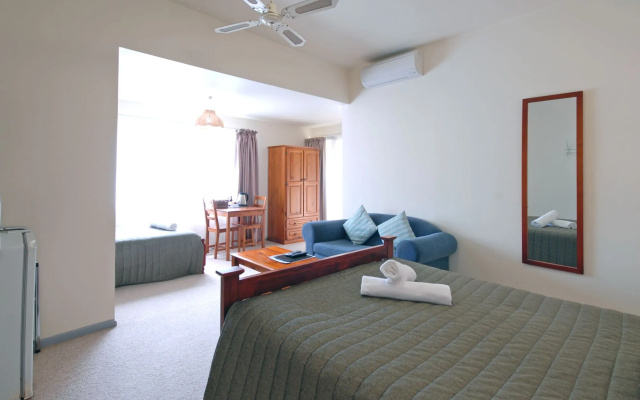 Riverview Boutique Motel