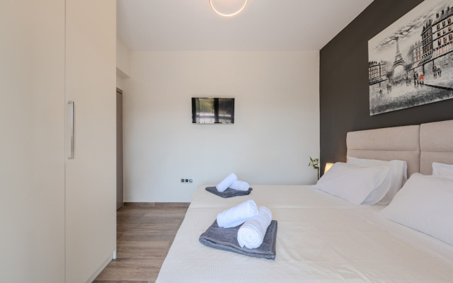 3a's 3 Bedroom Villa