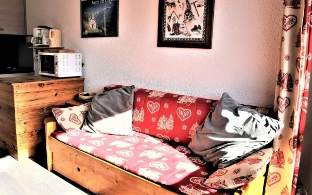 Appartement Auris, 1 pièce, 4 personnes - FR-1-297-93