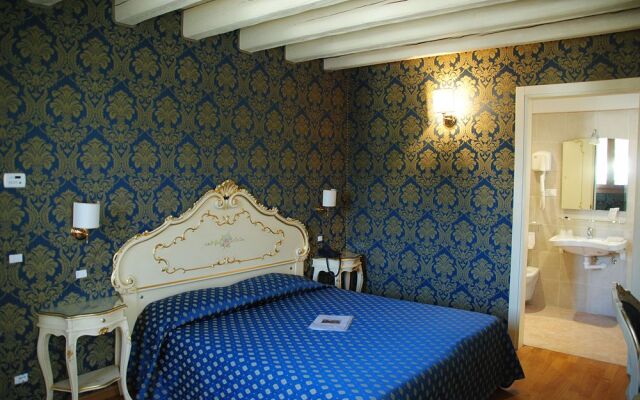 Отель Villa Dolcetti Италия, Мира - отзывы, цены и фото номеров - забронировать отель Villa Dolcetti онлайн комната для гостей