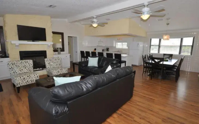Dolphin Dunes by Vacation Rental Pros