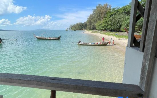 Koh Jum Family Homestay