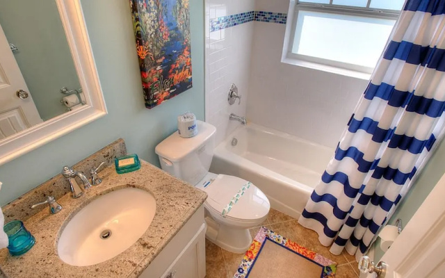 Hawaiian Hideaway Apartment 4