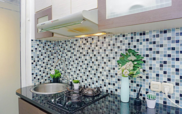 Comfortable And Roomy 2Br At Apartment Green Pramuka City