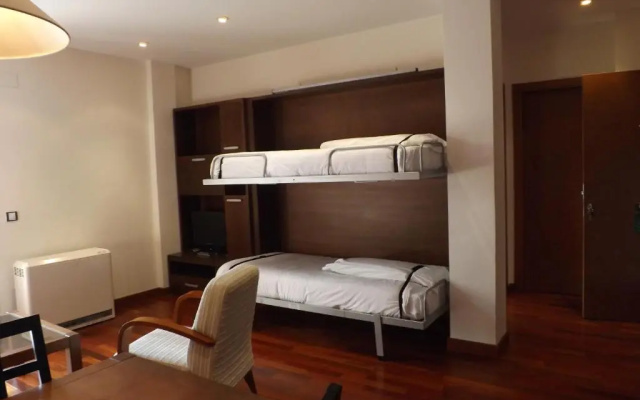 Roca Nevada Suites