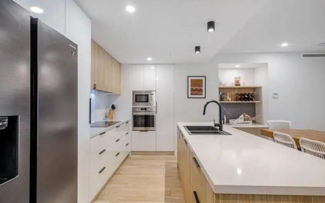 SEASIDE ESCAPE@ The Cosmopolitan Unit 10406