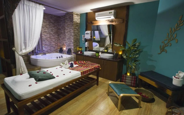Skinetics Wellness Center Boutique Hotel