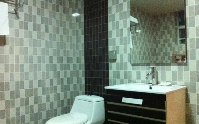 Xinyuan Business Hotel