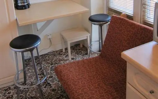 Harman Suites