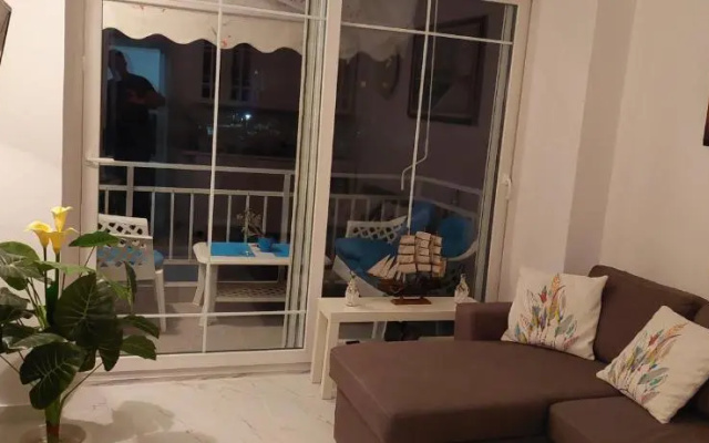 Apartment - Sleeps 2 - Parking - Balcony