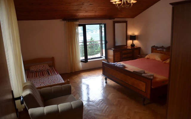 Apartments Peranovic