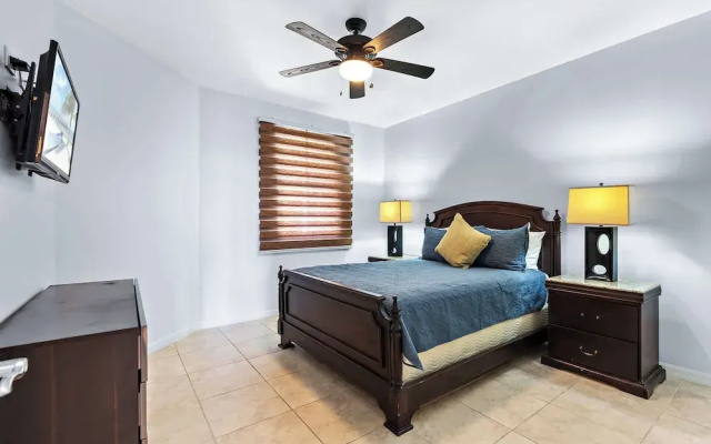 Coco Top-Floor 3-BD Ocean-View Unit at Pacifico By SPCR