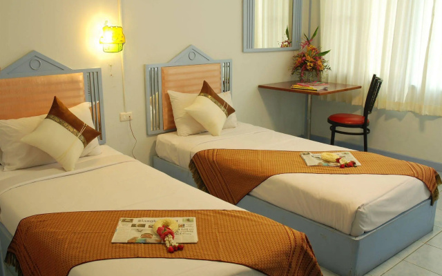New Mitrapap Hotel