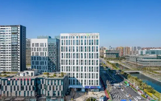 Lereal Inn (Ningbo East New Town Convention and Exhibition Center)
