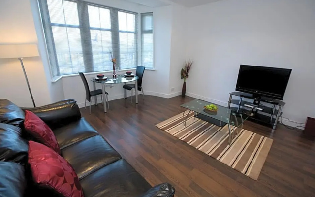 Aberdeen Serviced Apartments - The Lodge