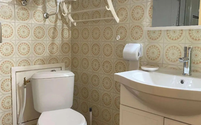 Appartement Balaruc-les-Bains, 1 pièce, 2 personnes - FR-1-553-80