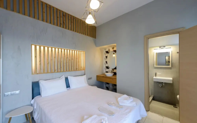Beachfront Modern Flat-Breakfast Included